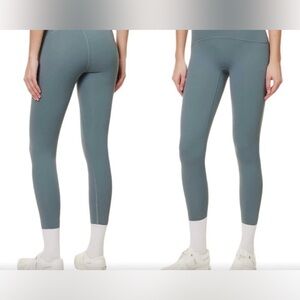 SPANX High-Waisted 7/8 Booty Boost Size Small Leggings Excellent condition